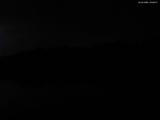 23 : 08