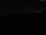 02 : 32