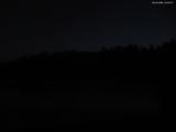 04 : 00