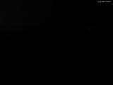 23 : 08