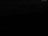 03 : 04