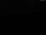 03 : 00