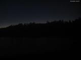 23 : 04