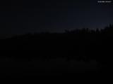 03 : 04