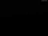 23 : 00