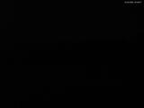23 : 08