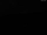 23 : 08