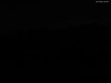 02 : 00