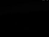 03 : 08