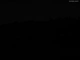 23 : 00
