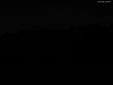 23 : 08