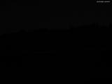 02 : 00