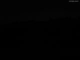 02 : 04