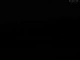 23 : 08
