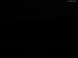 02 : 00