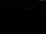 04 : 00
