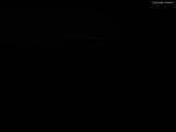22 : 08