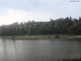 17 : 04