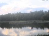 19 : 44