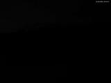 22 : 04
