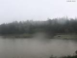 09 : 32