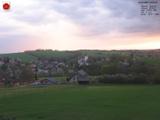 19 : 52