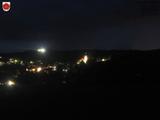 21 : 04
