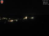 03 : 00