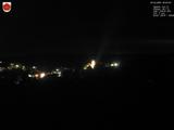 02 : 00