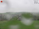 08 : 00