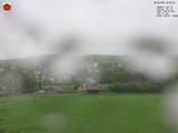 09 : 00