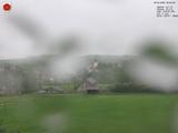 09 : 40