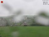 09 : 44