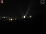03 : 00