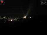 03 : 32