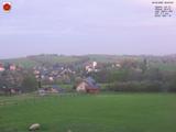 06 : 00