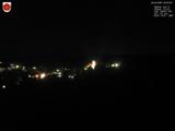 23 : 00