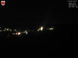 02 : 00