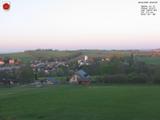 06 : 00