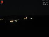 03 : 04