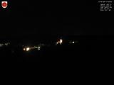 01 : 48