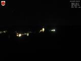 02 : 00