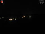 02 : 00