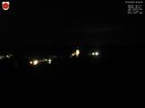 02 : 00