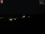 03 : 04