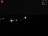 23 : 08