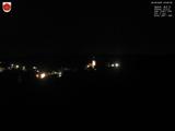 23 : 00