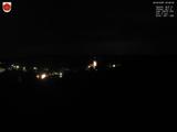 22 : 08