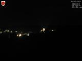 23 : 08