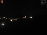 23 : 00